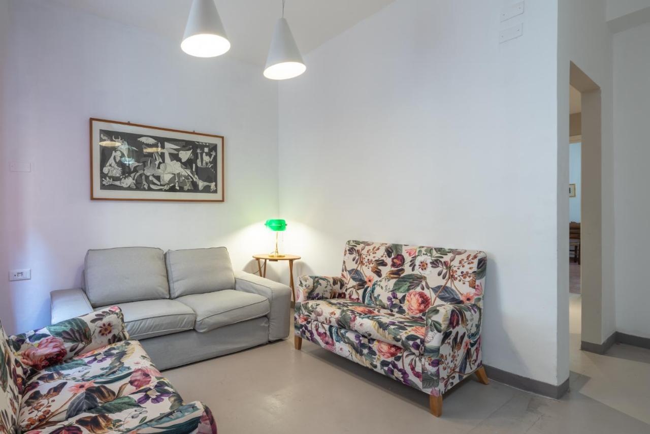 Appartement Elegante In Via Cavour Florence